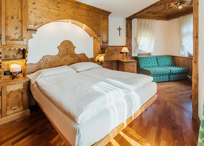 Franceschi Park Hotel